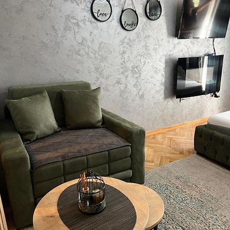Apartman Didi2- Free Private Parking-Garage Nowy Sad Zewnętrze zdjęcie